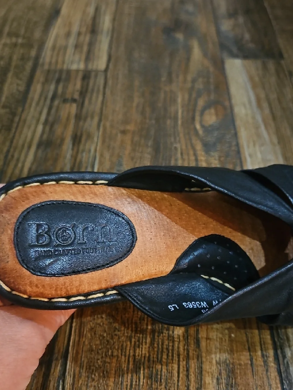Born Black Leather Knot Wedge Sandals‎